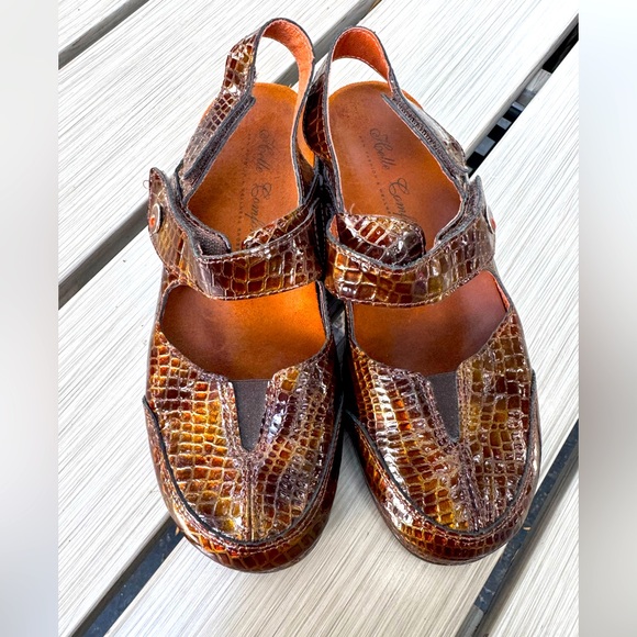 Helle Comfort Brown Croc-Embossed Leather Shoes – Size 38 (Like New) - Picture 3 of 10
